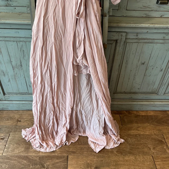 Reformation women’s Winslow dress in blush size small - Picture 7 of 10